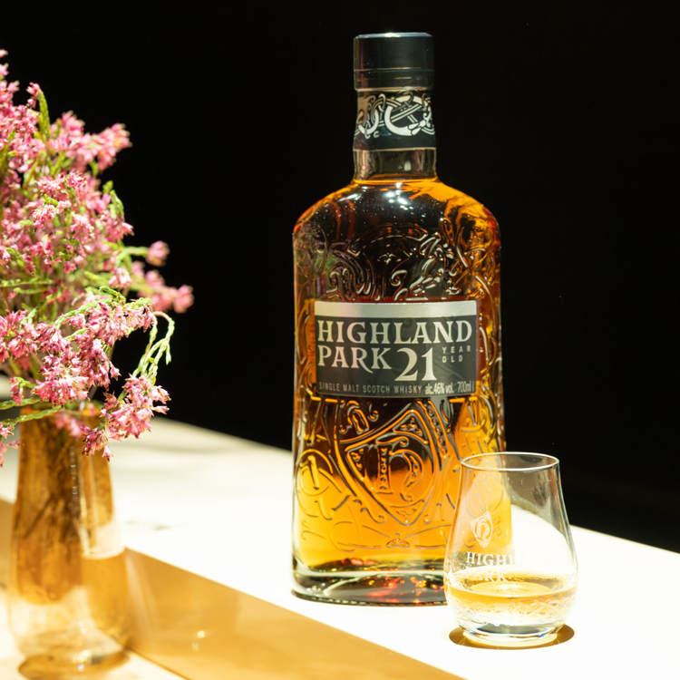 スコッチウイスキー〈ハイランドパーク〉がプレステージディナーを開催。