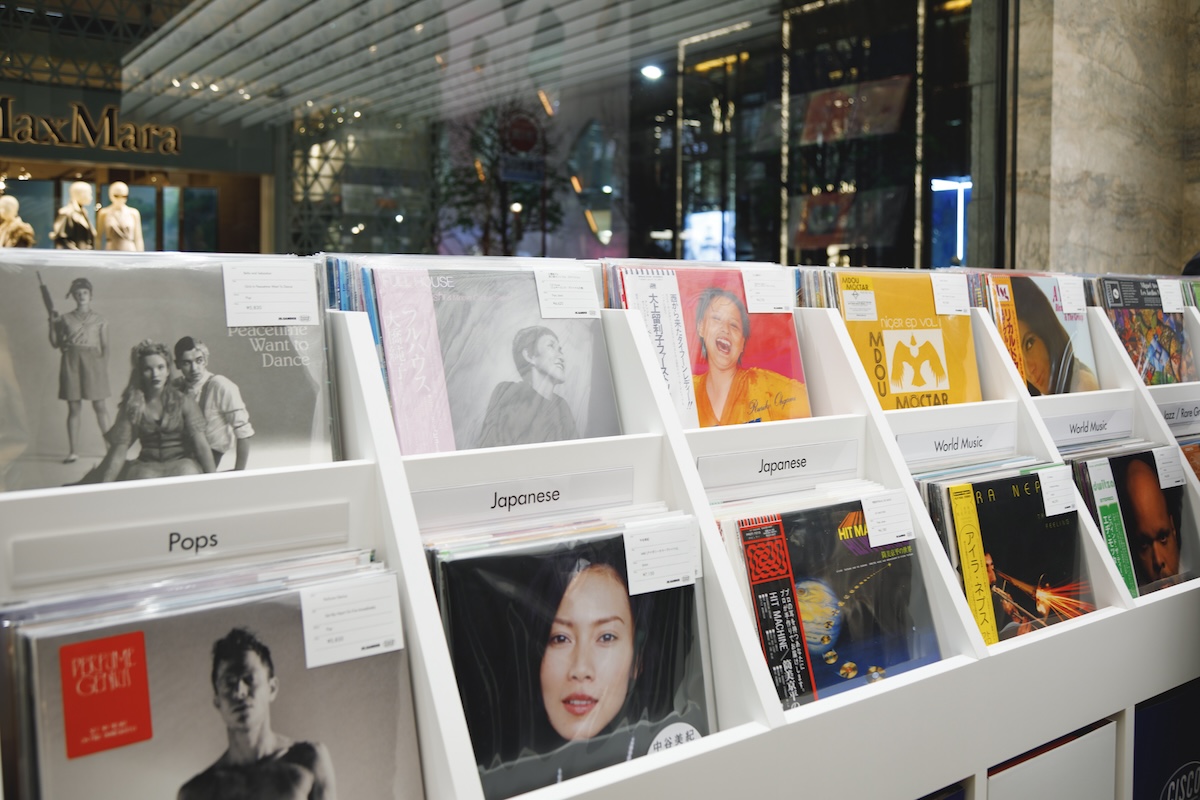 店内に並ぶ日本の名盤