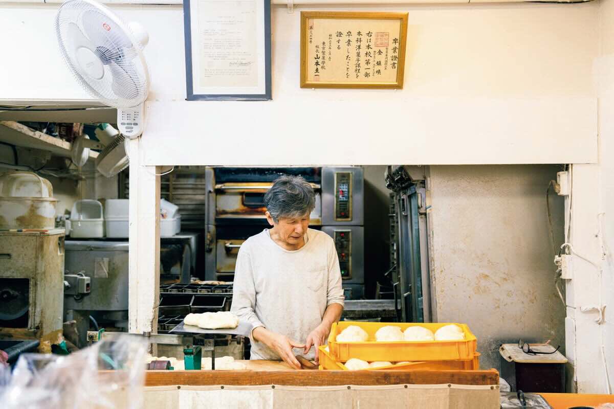 店主のキム・ジンファンさん