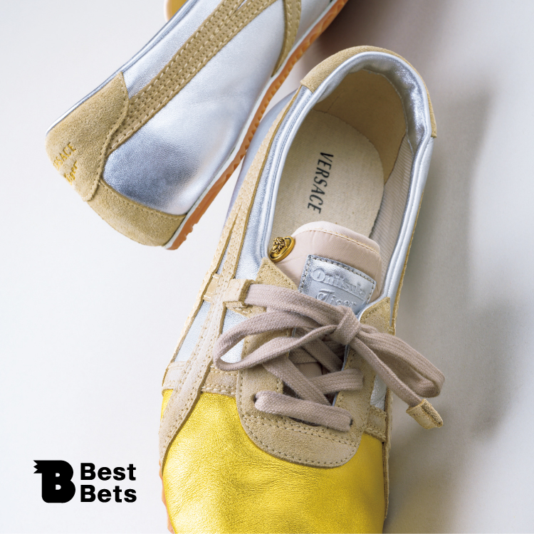 華やかに、さらにしなやかに。〈ONITSUKA TIGER〉 × 〈VERSACE〉のスニーカー：Brutus Best Bets