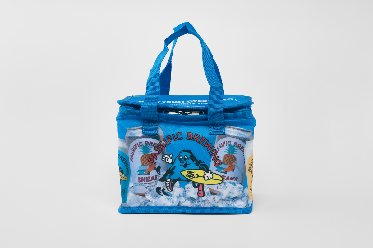 茅ヶ崎のブルワリー〈Passific Brewing〉のクーラーバッグ