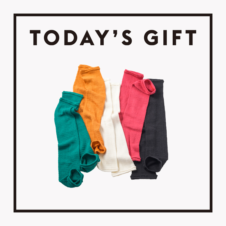 〈AmwR ROTOTO〉のマルチウォーマー