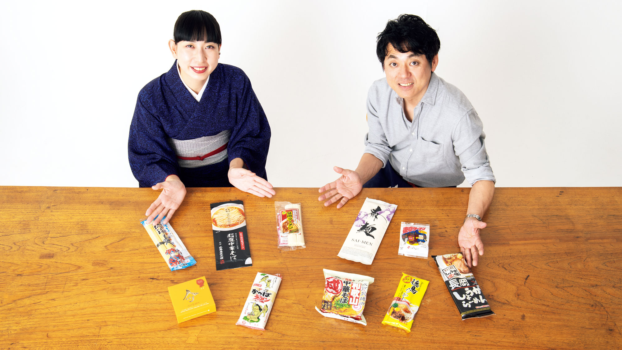 ラーメン愛好家の田中貴と南野マキが食べ比べ。全国津々浦々の乾麺10品