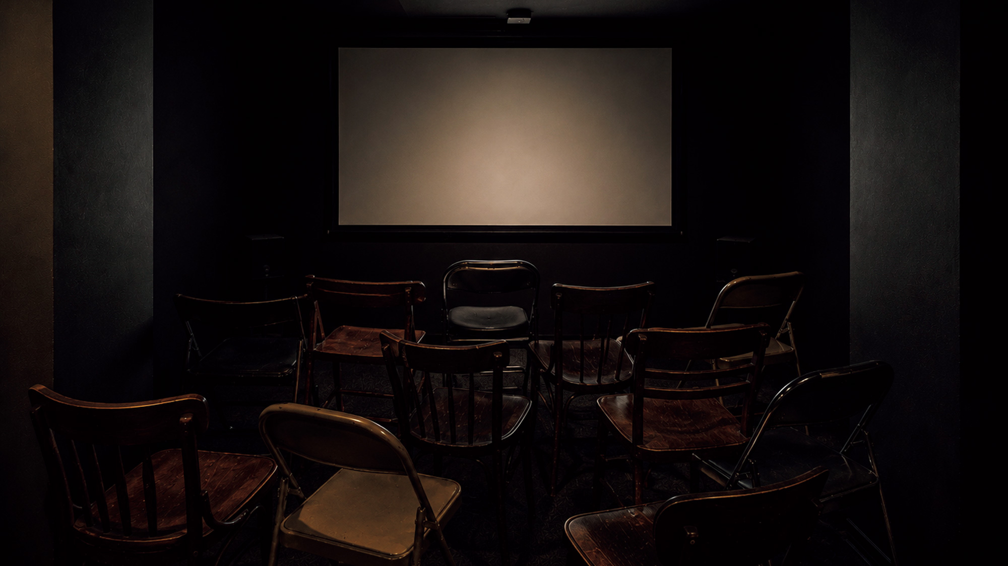 映画館とも、既存のギャラリーとも違う。映像作品に向き合うためのアートスペース〈BlackBoxKyoto〉が京都に誕生 | ブルータス| BRUTUS.jpのサムネイル画像