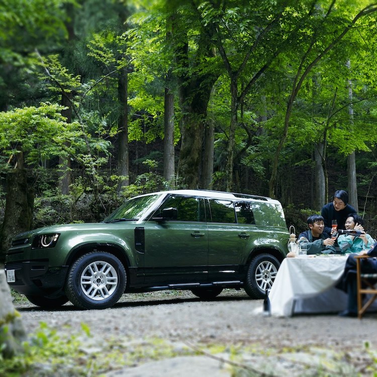 [PR]「DEFENDER HARD TOP」が叶える。食材の調達から始まる、〈Kabi〉の移動式レストラン