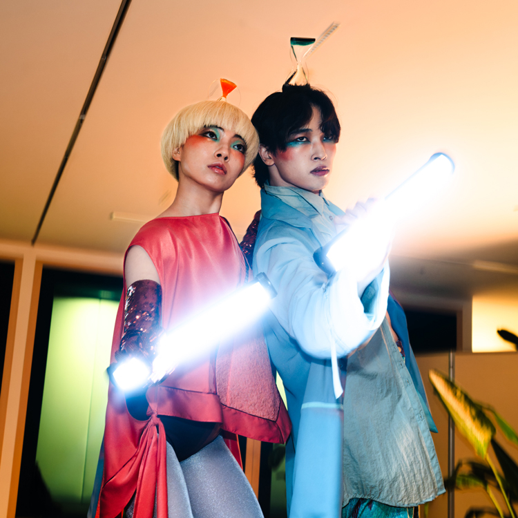 [PR]〈IQOS〉が仕掛ける、カルチャーイベント「IQOS 'REMIX' YOUR STYLE NIGHT」に潜入。音楽とダンス、ファッションとフードが混ざる、特別な大阪の夜