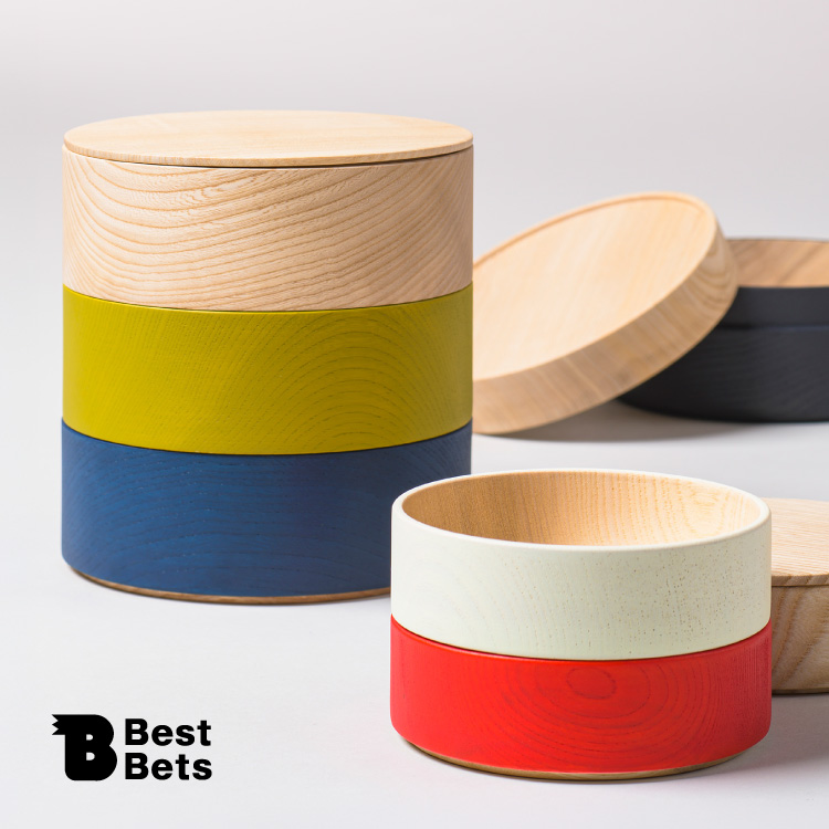 積める漆器の静物。〈HATASHIKKI FOR MARGARET HOWELL〉のスタッキングキャニスター：Brutus Best Bets