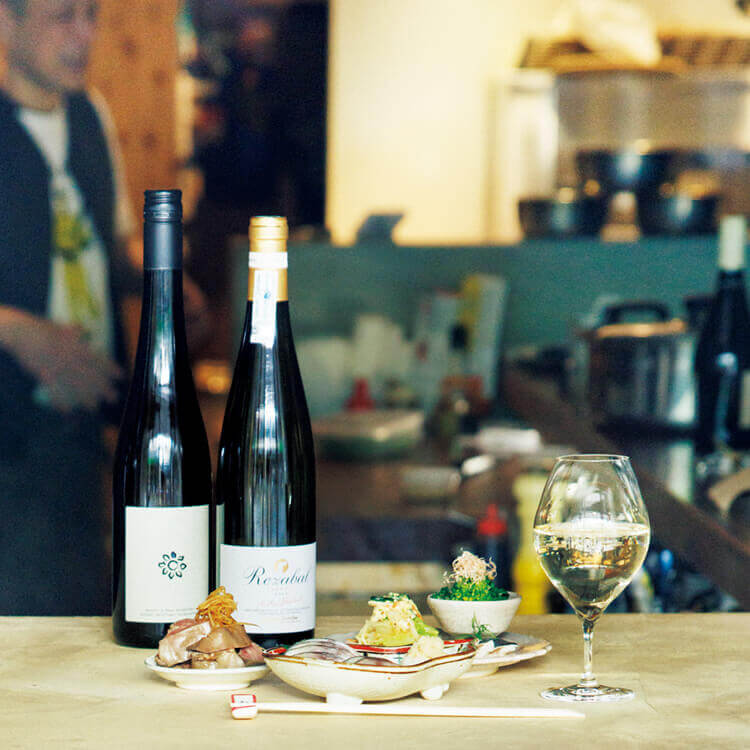 西陣の実力派として、ローカルにすっかり根づく。京都〈お酒とお料理 おまち〉