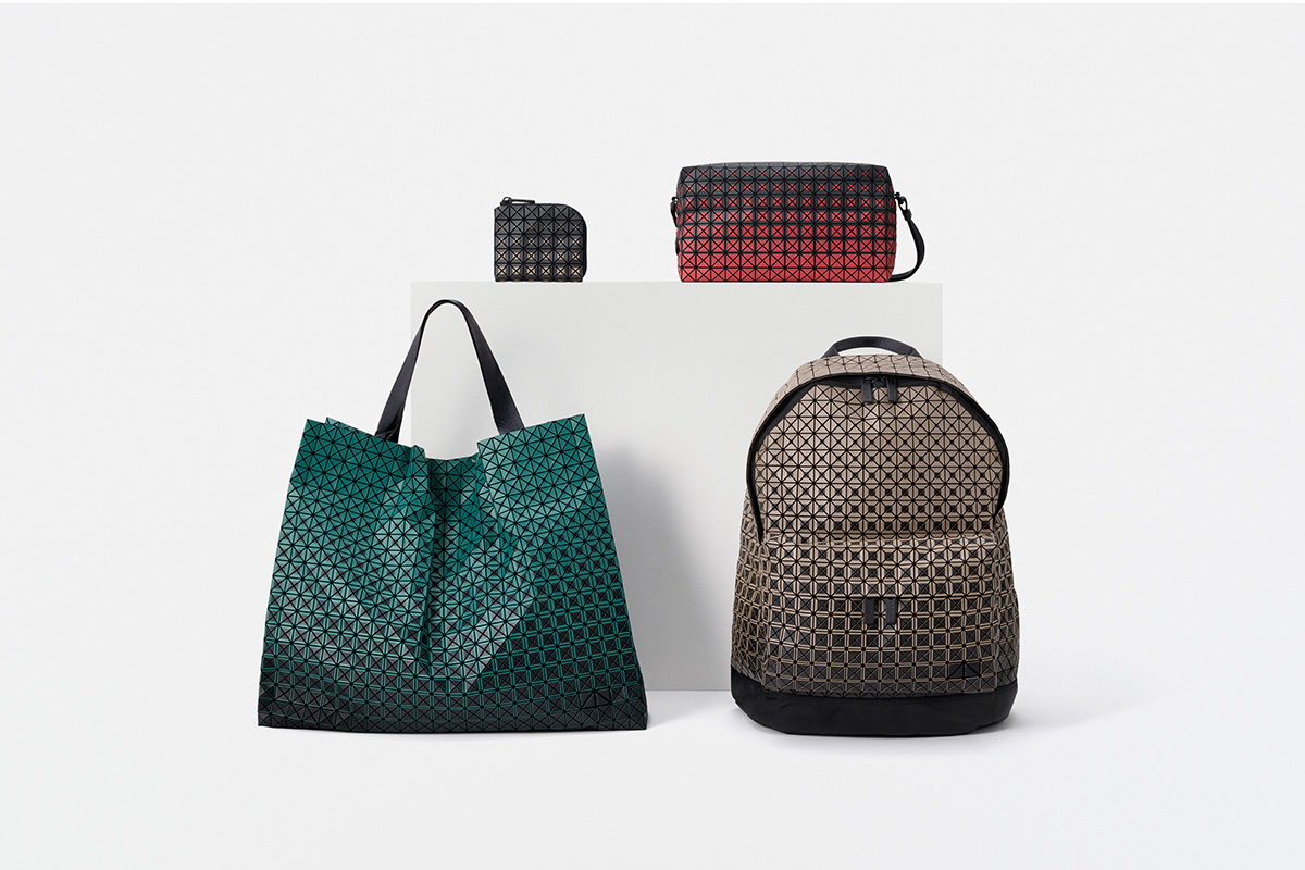 BAOBAO ISSEYMIYAKE トートバッグ　kuro TAKEOFF”の続章は、宇宙へ。〈BAO BAO ISSEY MIYAKE〉「KURO」シリーズ