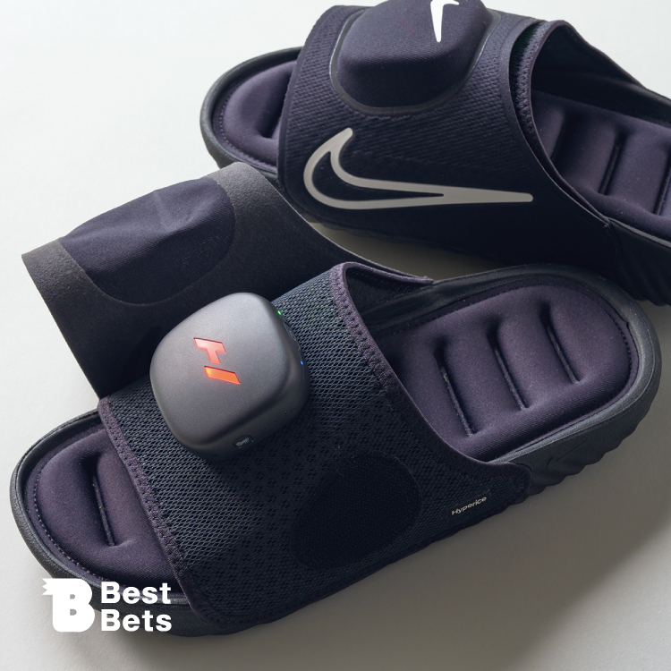 歩きながら、整える。〈Hyperice〉 × 〈NIKE〉のサンダル:Brutus Best Bets